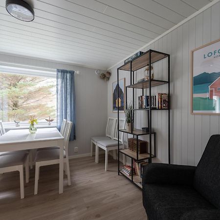 Cozy House By The Fjord In The Heart Of Lofoten 雷讷 外观 照片