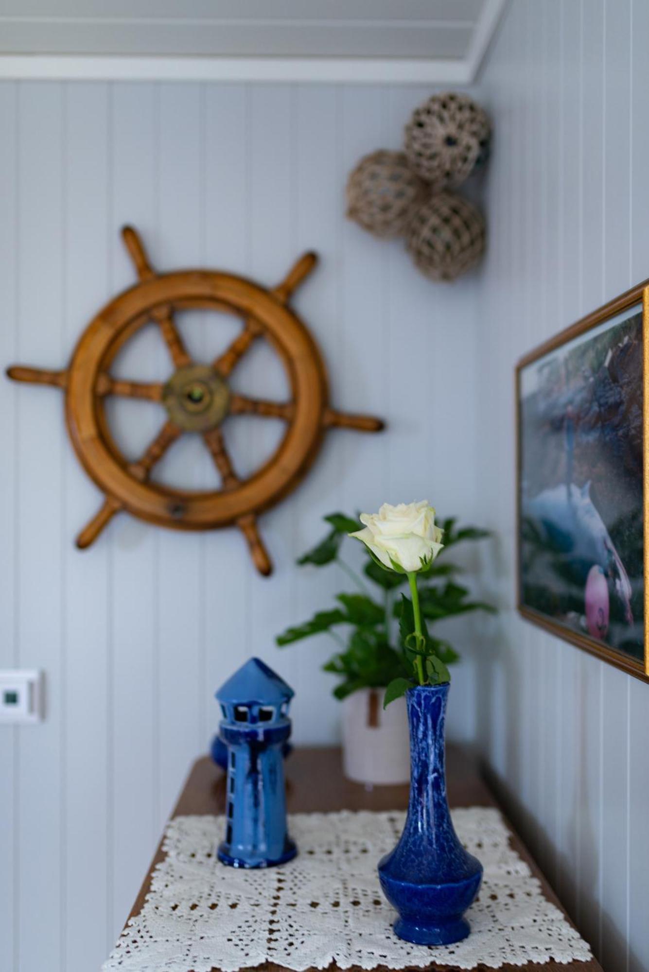 Cozy House By The Fjord In The Heart Of Lofoten 雷讷 外观 照片